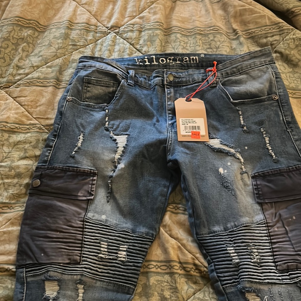 Kilogram jeans never worn